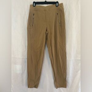ATHLETA women’s tan joggers. Size 10/T